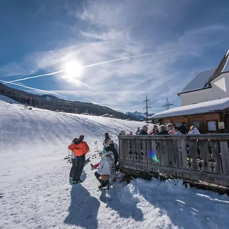 Alpen Zell Am Aparthotel Embach