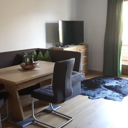Aparthotel Alpen Zell Am Embach