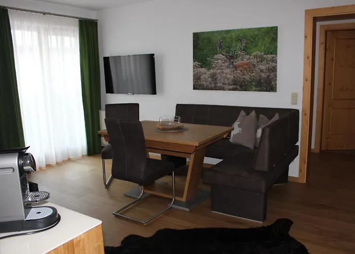 Hotel apartamentowy Alpen Zell Am *