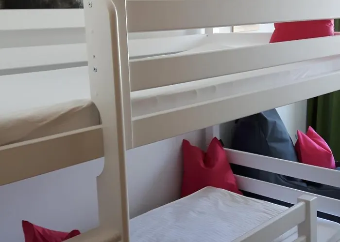 Hotel apartamentowy Alpen Zell Am *